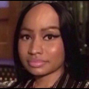 Meet your Posher, Avery